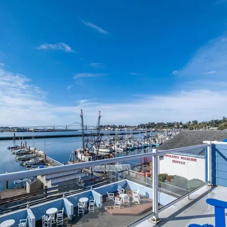 The Landing At Newport Condominium Hotel Esterno foto